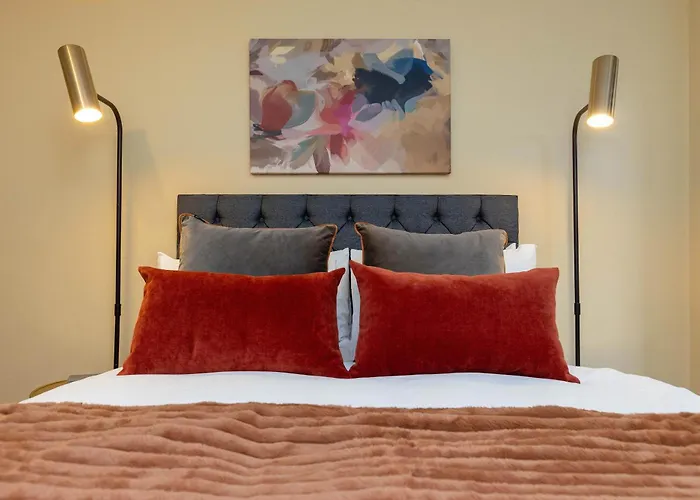 Dragon Suites Luxury Serviced Apartments At Albyn Place